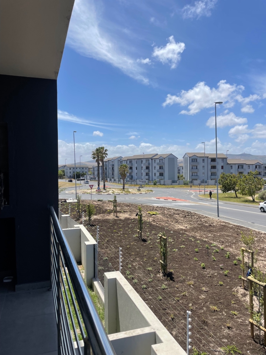 3 Bedroom Property for Sale in Parklands East Western Cape